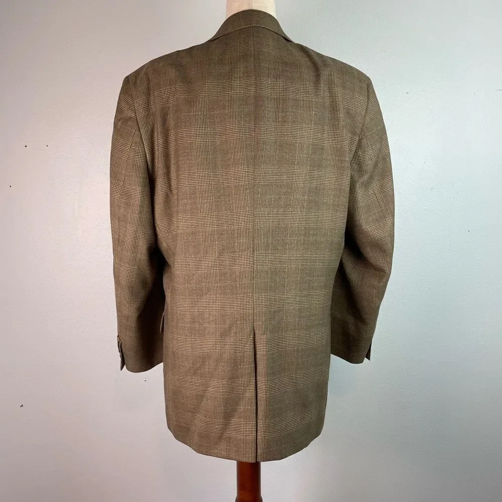 Jos. A. Banks Tan Sport Coat with Notched Lapels and Plaid Pattern Size 41R EUC